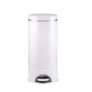 Munchkin Step Diaper Pail Powered by Arm and Hammer for odor control