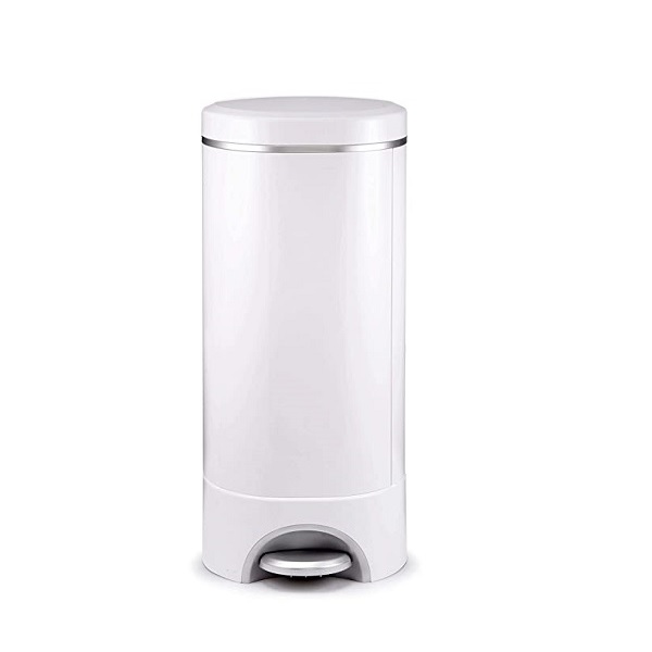 Munchkin Step Diaper Pail Powered by Arm and Hammer for odor control