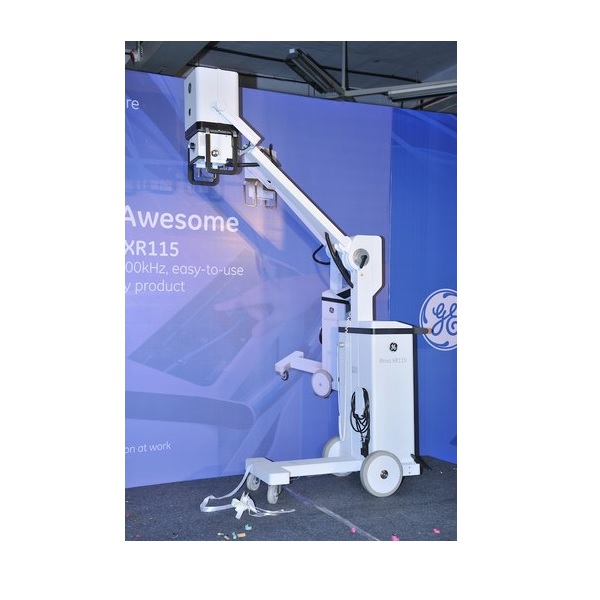 GE Brivo XR115 Mobile X-Ray Machine